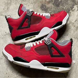 Nike Air Jordan 4 Toro Bravo